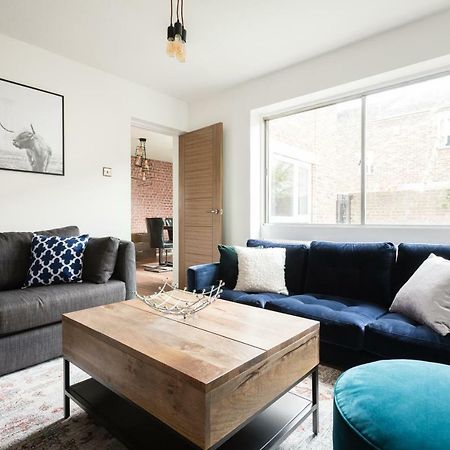 Апартаменты The Century Chalet - Contemporary 2Bdr Townhouse With Parking Оксфорд Экстерьер фото